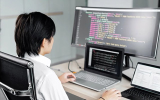 郴州 ,php声明和调用变量的符号是什么？